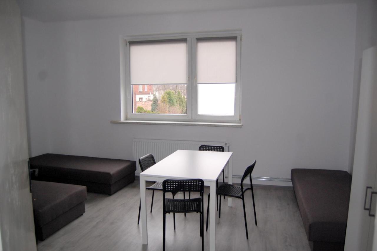 Riviera Rybnik Hostel Rybnik  Ngoại thất bức ảnh